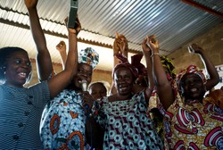 Farmers commit to work together to stop the global land grab  at the first farmers' conference against land grabbing in Mali, 17-19  November 2011 (Photo: Philippe Revelli).