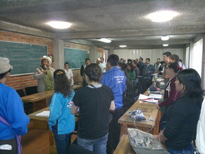 Final de la asamblea de la Red en Defensa del Maíz en la ciudad de México a cargo del líder zapoteco Joel Aquino, enero 2013.