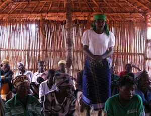 "This is where my family is and I won't give up my lands. Where will I go if they take my lands?" Peasants gathered in June 2012 in Namina, Mecubúri District, Nampula to meet with representatives from La Via Campesina and GRAIN. It was the first time they had heard about the ProSavana project, even though their lands are within the targetted area.(Photo: GRAIN)