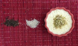 Les banques de semences des petits producteurs préservent du riz kalajari, dans un contexte où les aliments de populations autochtones sont en train de disparaître rapidement. (The Guardian/Bijal Vachharajani)
